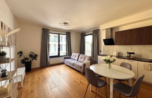 Smichov Apartamento | Lengo Apartment 2+kk with balcony Praha Smichov
