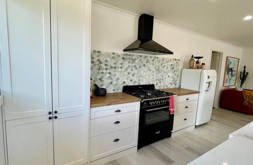 St Leonards Casa | Lenni the Beach Shack, luxury dog friendly space-10 min walk to beach