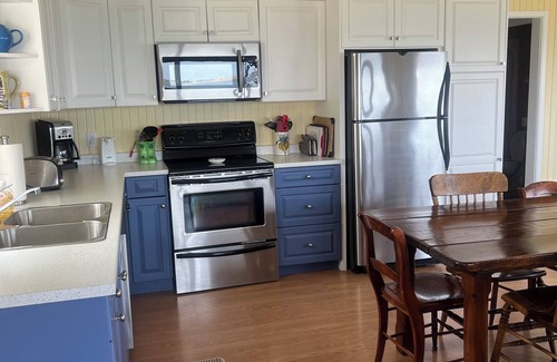 Brackley Beach Cabaña | Lenrose Cottage. Waterfront in Brackley Beach. Close to National Park Beaches
