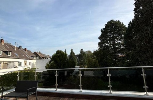 Eller Casa | Lenti Düsseldorfer Apartment’s