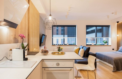 Novi Beograd Apartamento | Elegante apartamento de lujo LEO, estacionamiento, WiFi