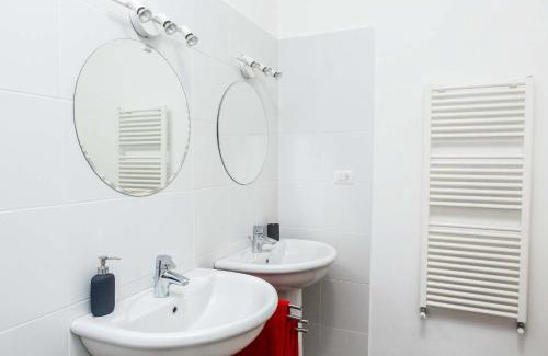Castelletto Casa | Leone X Genova Affittacamere