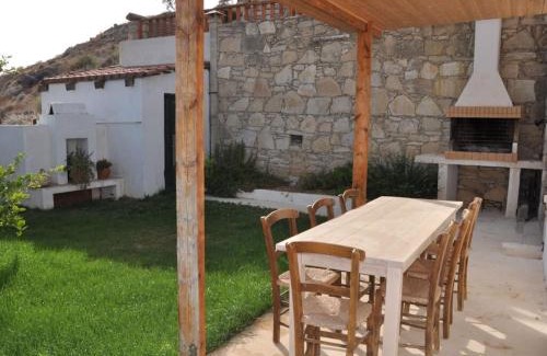Pitsidia Villa | Leonidas Comfortable holiday residence