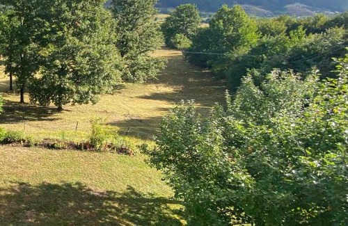 Kremna Casa | Lepa kuca Tara Kremna