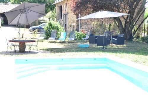 Saint-Jory-de-Chalais Cama Y Desayuno | LES 2 CHENES