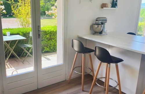 Bilieu Casa | LES 3 CEDRES vista al lago, futbolín y billar