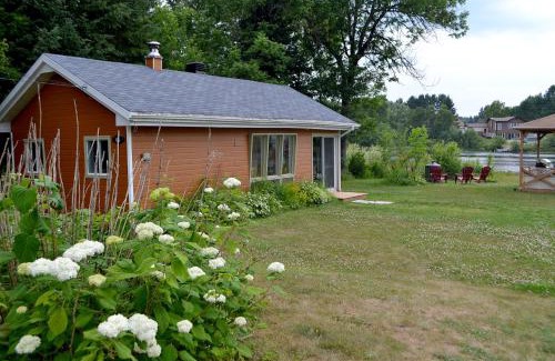 Chute-Saint-Philippe Chalet De Esquí | Les 4 chalets - Le 605