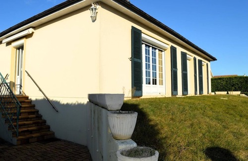 Luc-sur-Mer Casa | Les 7 Lutins - Maison Avec Jardin, Wifi, Parking