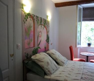 Signes Casa | Les Abeilles