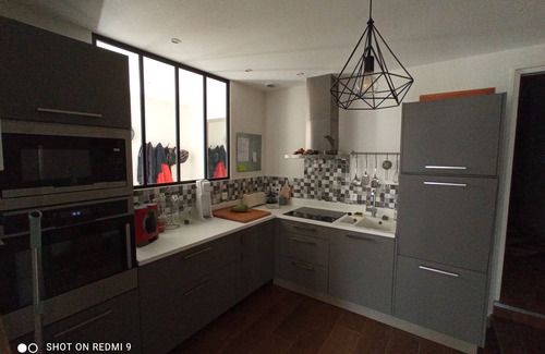 Morlaix Apartamento | Beautiful apartment with small outdoor patio