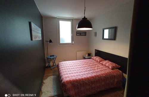 Morlaix Apartamento | Beautiful apartment with small outdoor patio