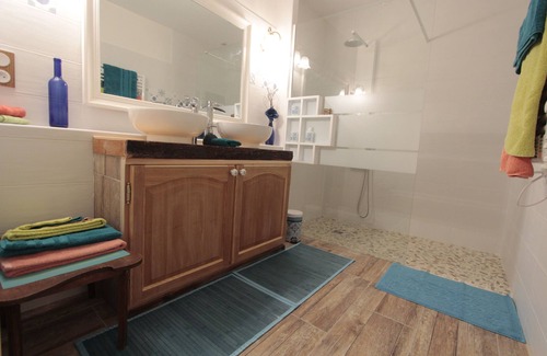 Roanne Casa | Les Ateliers d'Art