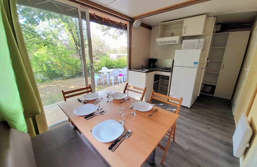 Rabastens Alquiler De RV | Les Auzerals camping du lac