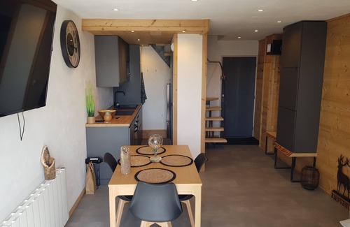 Les Angles Apartamento | Les biches du Soula Sleeps 5 -Panoramic view - Close to the slopes