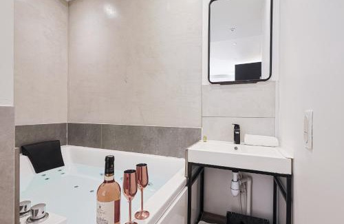 Villette - Maisons Neuves Apartamento | LES BULLES DE MONA - Alcove - Spa - Clim