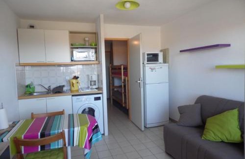 Saint-Cyprien Plage Apartamento | LES CAPITELLES - Studio cabine - Piscine - plage à 50 m Ref Noga