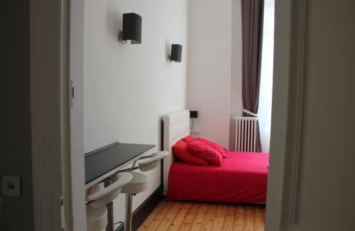 Historic Center Casa | Les Cariatides