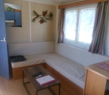 Lacombe Chalet De Esquí | Les chalets de Bes Le Montagnol