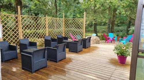 Saumur Apartamento | Les Chalets de SAUMUR, Piscine & Parc boisé, 100m du CadreNoir