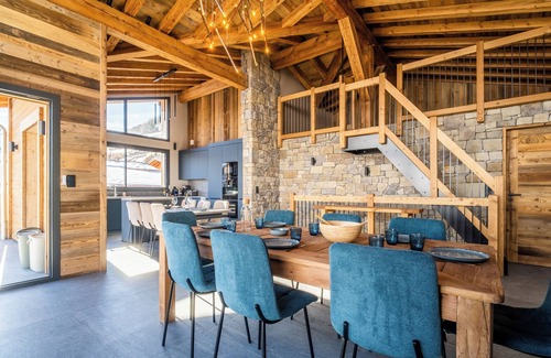 Les Deux Alpes Chalet De Esquí | LES CHALETS DU PIC : 26 pers panoramic view of the mountains