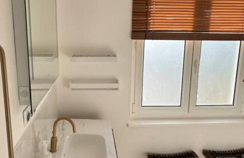 St.-Martin-des-Champs Cama Y Desayuno | Les chambres de Julia - Piscine privée