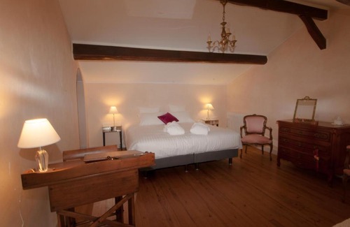 Begadan Cama Y Desayuno | Les Chambres d'Hôtes de Château Vieux Robin