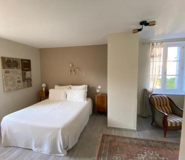 Le-Petit-Pressigny Cama Y Desayuno | Les Chambres de l'Aigronne