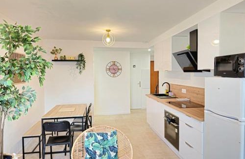 La Faourette Apartamento | Les chambres de Sandrine avec salle d'eau privée - Appartement partagé de 3 chambres