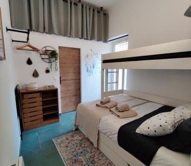 Aubagne Cama Y Desayuno | Les chambres du Chateau de Fenestrelle