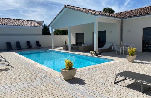 Creches-sur-Saone Casa | Les Chanterelles