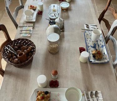 Saint-Antoine-Cumond Cama Y Desayuno | Les Chantours, Domaine naturel arboré et fleuri de15 hectares