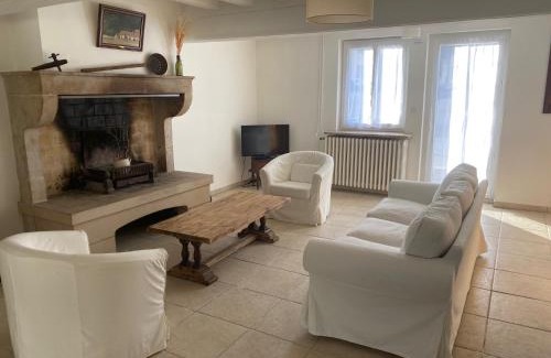 La Chapelle-de-Guinchay Casa | Les Chenes Du Beaujolais
