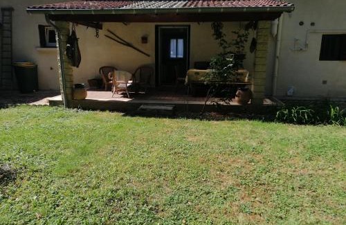 La Chapelle-de-Guinchay Casa | Les Chenes Du Beaujolais