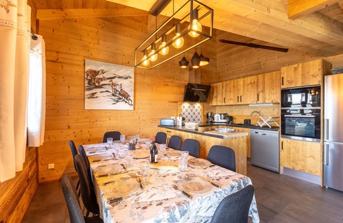Font-Romeu-Odeillo-Via Casa | Les Chevreaux - Chalet avec vue montagne