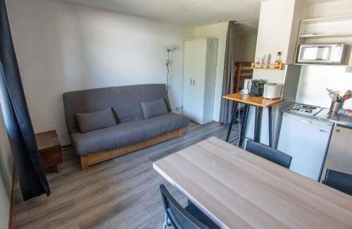 Saint-Jean-dʼAulps Apartamento | Les Cimes, Chaleureux studio 4 pers, 50m du télécabine, vue dégagée sur les pistes, DRAPS NON COMPRIS