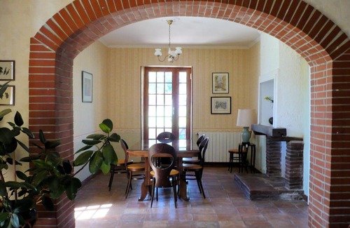 Montjoire Cama Y Desayuno | Les Convertigues