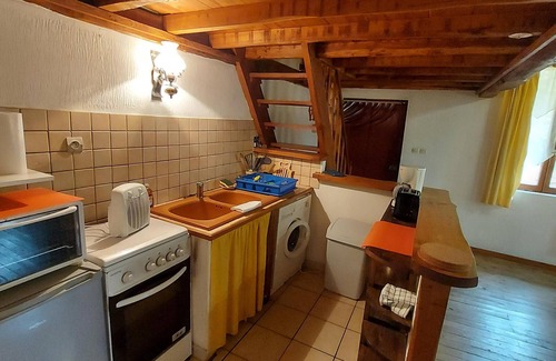 Saint-Julien-d'Arpaon Casa | Les Copains à Bord - Gîtes