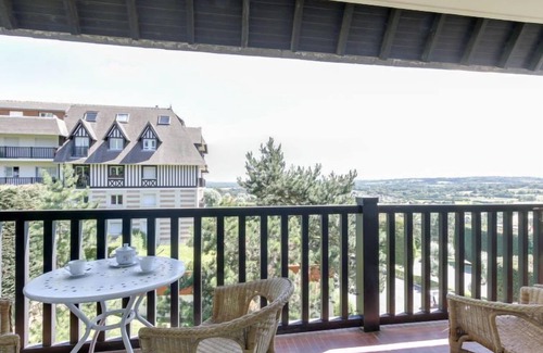 Blonville-sur-Mer Apartamento | Les Corniches du Mont Canisy by Interhome