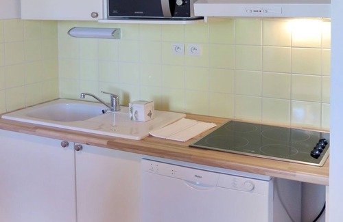 Parentis-en-Born Casa | Les Cottages du Lac M3 by Interhome
