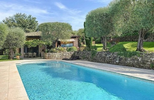 Chateauneuf-Grasse Villa | Les Cyprès - Splendid villa near Valbonne - Swimming pool - Breathtaking view