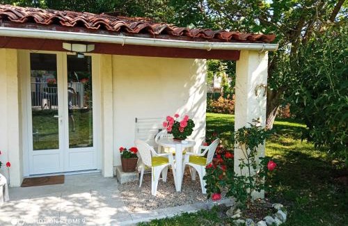 Les Touches-de-Perigny Apartamento | Les Deux Riviéres