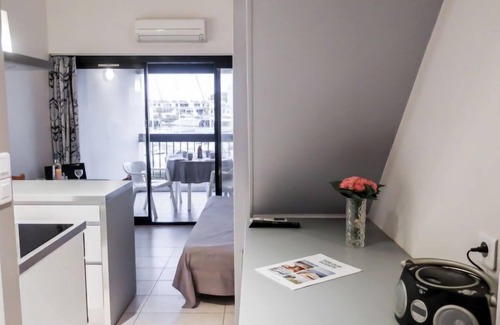 Port Cogolin Apartamento | Les Deux voiles by Interhome