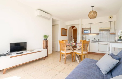 Saint-Cyprien Plage Apartamento | Les Embruns by Interhome