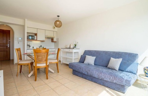Saint-Cyprien Plage Apartamento | Les Embruns by Interhome