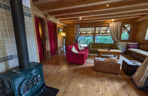 Les Gets Apartamento | Les Gets - Appartement de charme 3 chambres avec parking et WiFi - FR-1-623-360