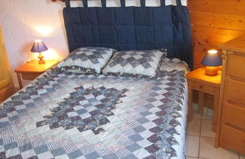 Les Gets Apartamento | Les Gets - T2 avec balcon proche centre et télécabine, animaux acceptés, parking, 5 pers - FR-1-623-190