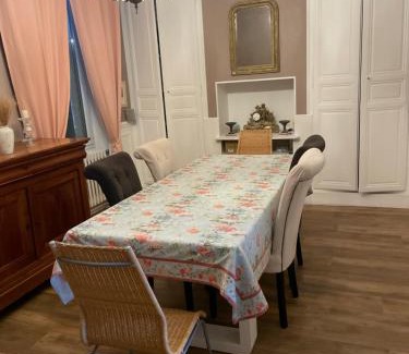 Bonneval Cama Y Desayuno | Les glycines