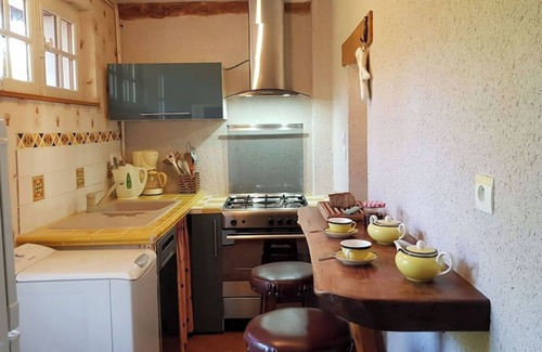 Crouy-sur-Cosson Casa | Les Glycines, self-catering cottage on a 15-hectare wooded estate