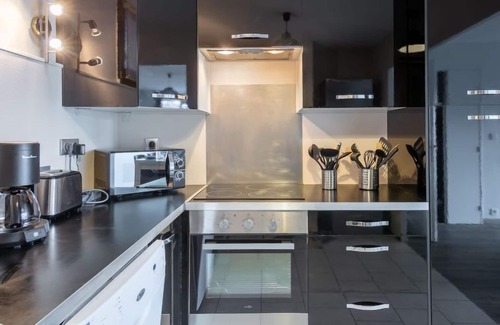 La Madeleine-Bellevue Apartamento | Les grands jardins by Interhome