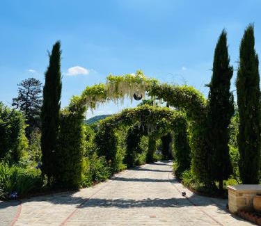Giverny Casa | Les Grands Jardins Lodge